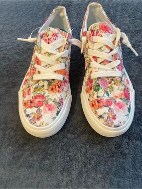 Blowfish Floral Canvas Lace-Up Sneakers - White with Pink & Orange Accents